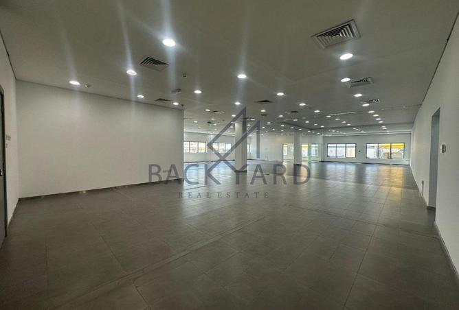 963163 - Property Main Image