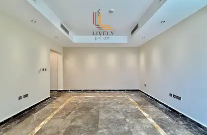 Apartment - 3 Bedrooms - 4 Bathrooms for rent in Giardino Gardens - Giardino Villas - The Pearl Island - Doha