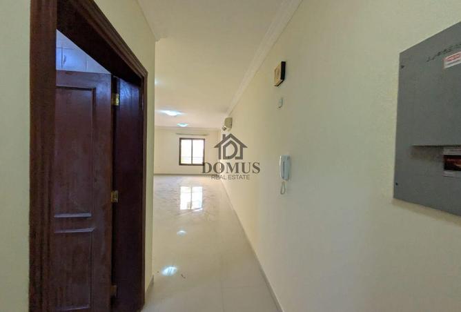 942836 - Property Image 2