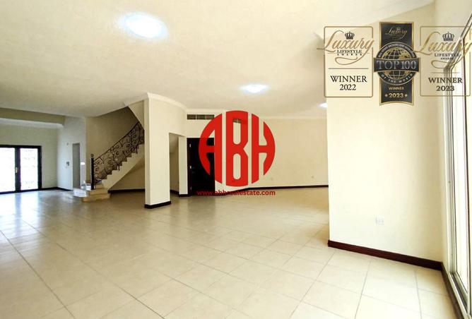 912683 - Property Main Image