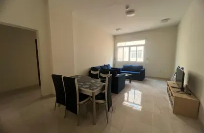 شقة - 2 غرف نوم - 2 حمامات للايجار في شارع المطار القديم - طريق المطار القديم - الدوحة