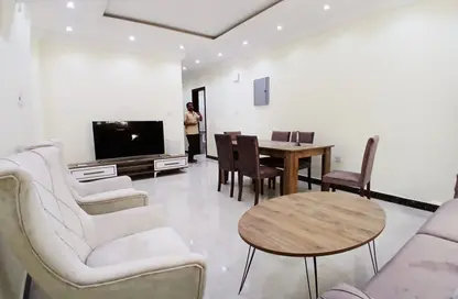 Apartment - 2 Bedrooms - 2 Bathrooms for rent in Al Mansoura - Al Mansoura - Doha