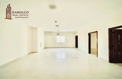 Apartment - 2 Bedrooms - 2 Bathrooms for rent in Al Muntazah Street - Al Muntazah - Doha