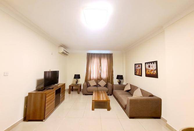 954789 - Property Image 3