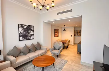 Apartment - 2 Bedrooms - 3 Bathrooms for rent in Burj Al Marina - Marina District - Lusail