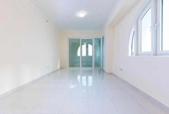 931307 - Property Image 3