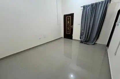 Apartment - Studio - 1 Bathroom for rent in Al Wukair - Al Wakra