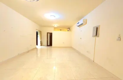 Apartment - 2 Bedrooms - 2 Bathrooms for rent in Muntazah 7 - Al Muntazah - Doha