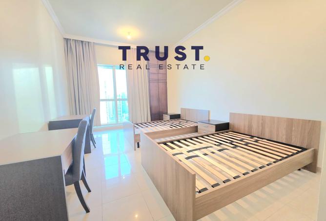 983125 - Property Image 3