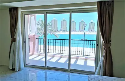 تاون هاوس - غرفة نوم - 2 حمامات للايجار في فيفا سنترال - فيفا بحرية - جزيرة اللؤلؤة - الدوحة