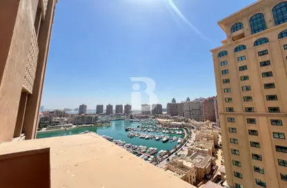 شقة - 2 غرف نوم - 3 حمامات للبيع في بورتو أرابيا - جزيرة اللؤلؤة - الدوحة