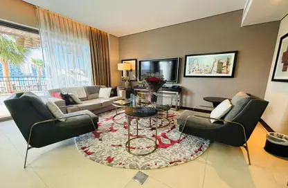 Duplex - 3 Bedrooms - 3 Bathrooms for rent in Hilton Doha The Pearl Residences - Abraj Quartiers - The Pearl Island - Doha