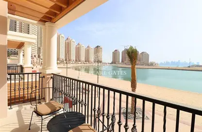 Balcony image for: Townhouse - 1 Bedroom - 2 Bathrooms for rent in Viva East - Viva Bahriyah - The Pearl Island - Doha, Image 1