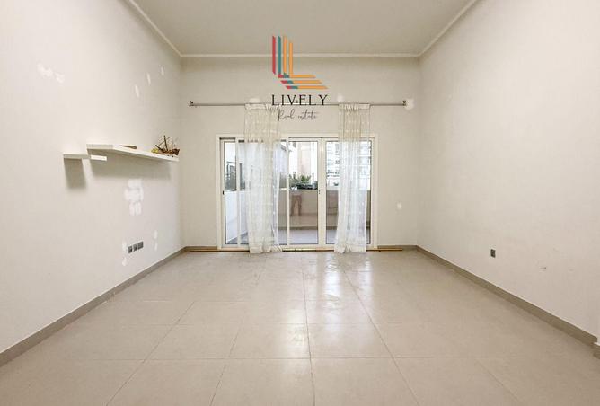 996127 - Property Main Image