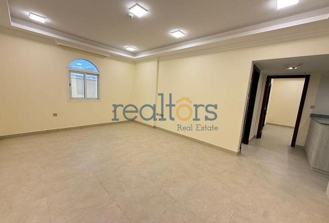 945364 - Property Image 2