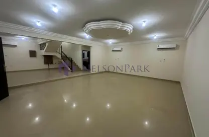 Villa - 4 Bedrooms - 5 Bathrooms for rent in Bu Hamour Street - Abu Hamour - Doha