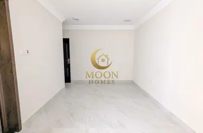 شقة - 3 غرف نوم - 3 حمامات للايجار في منتزه 7 - المنتزه - الدوحة