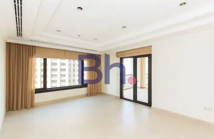 Apartment - 2 Bedrooms - 3 Bathrooms for rent in West Porto Drive - Porto Arabia - The Pearl Island - Doha