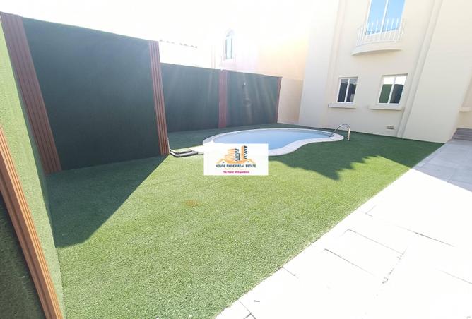 977628 - Property Image 2