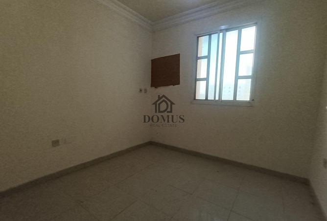 960929 - Property Image 3