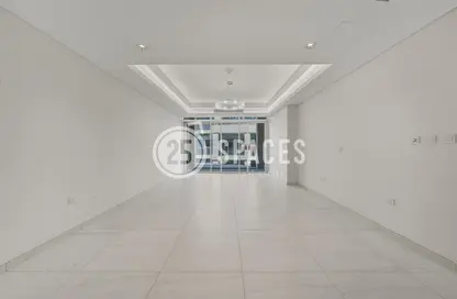 Apartment - 2 Bedrooms - 4 Bathrooms for rent in Crystal Residence - Gewan Island - The Pearl Island - Doha