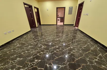 Apartment - 2 Bedrooms - 3 Bathrooms for rent in Al Nasr Street - Al Nasr - Doha