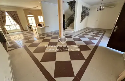 مجمع سكني - 6 غرف نوم - 5 حمامات للايجار في الذخيرة - الذخيرة - الخور