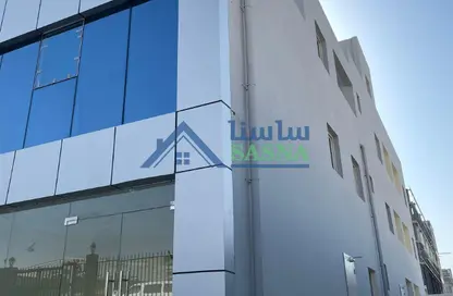 Shop - Studio - 4 Bathrooms for rent in East Industrial Street - Birkat Al Awamer - Al Wakra