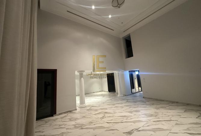 991162 - Property Image 3