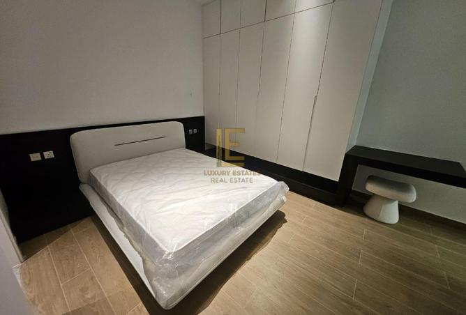 964164 - Property Image 2