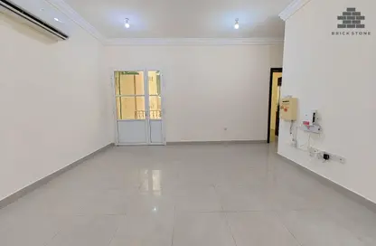 Apartment - 2 Bedrooms - 2 Bathrooms for rent in Muntazah 35 - Al Muntazah - Doha