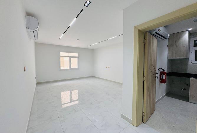 963746 - Property Main Image