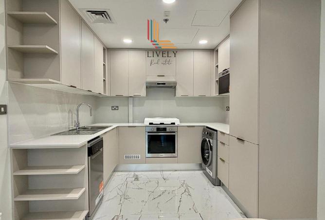 992132 - Property Image 3