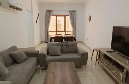 شقة - غرفة نوم - 1 حمام للايجار في شارع سالاجا - دوحة الجديد - الدوحة