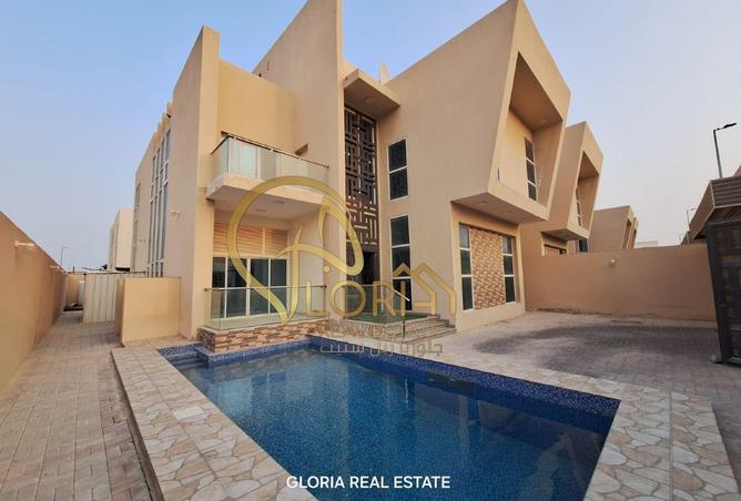 947943 - Property Image 2