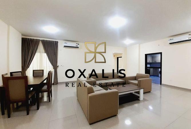 975283 - Property Image 3