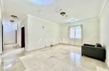 Apartment - 2 Bedrooms - 2 Bathrooms for rent in Bin Omran 46 - Fereej Bin Omran - Doha