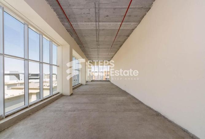 944080 - Property Image 2