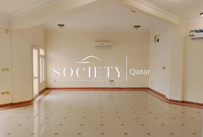 998292 - Property Image 3