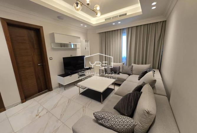 923048 - Property Image 2