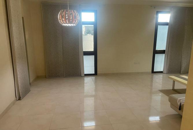 898583 - صورة العقار 2