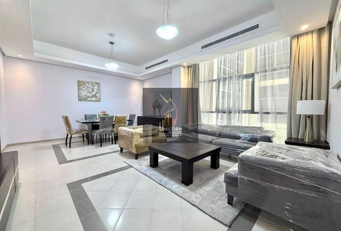 963424 - Property Image 2