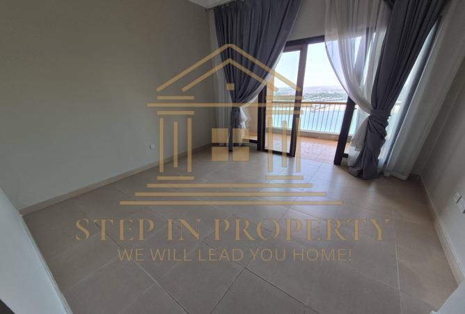 997767 - Property Image 2