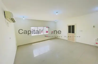 Apartment - 1 Bathroom for rent in Tadmur Street - Old Airport Road - Doha