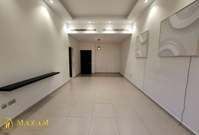 982116 - Property Main Image