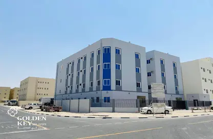 Labor Camp - Studio - 7+ Bathrooms for rent in Um Salal shops - Umm Salal Mohammed - Doha