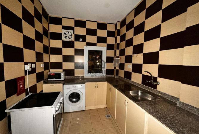 987591 - Property Image 3