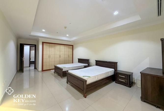 946011 - Property Image 3