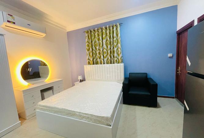 987659 - Property Image 2