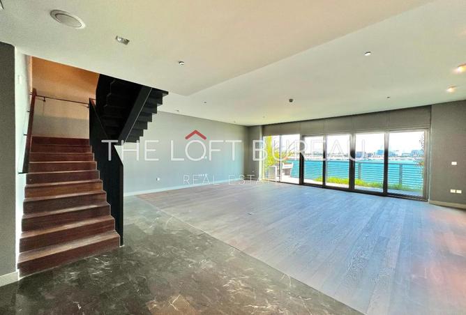 958493 - Property Main Image